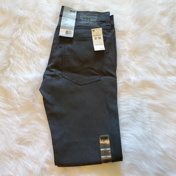 Levi Jeans - Picture 1 of 7